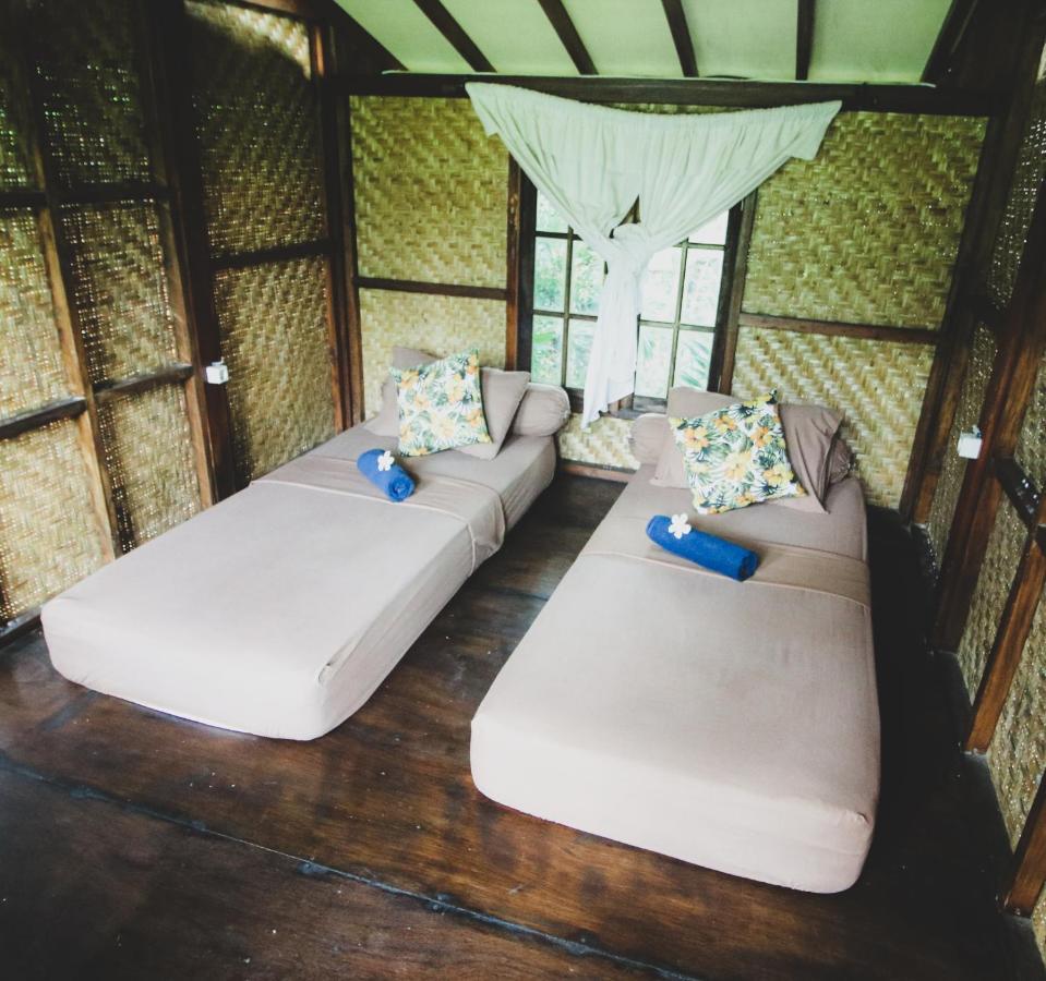 탄정 Bale Jukung B&B 외부 사진