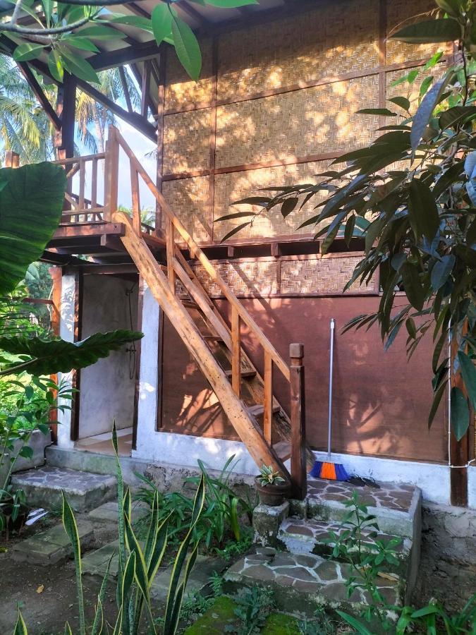 탄정 Bale Jukung B&B 외부 사진